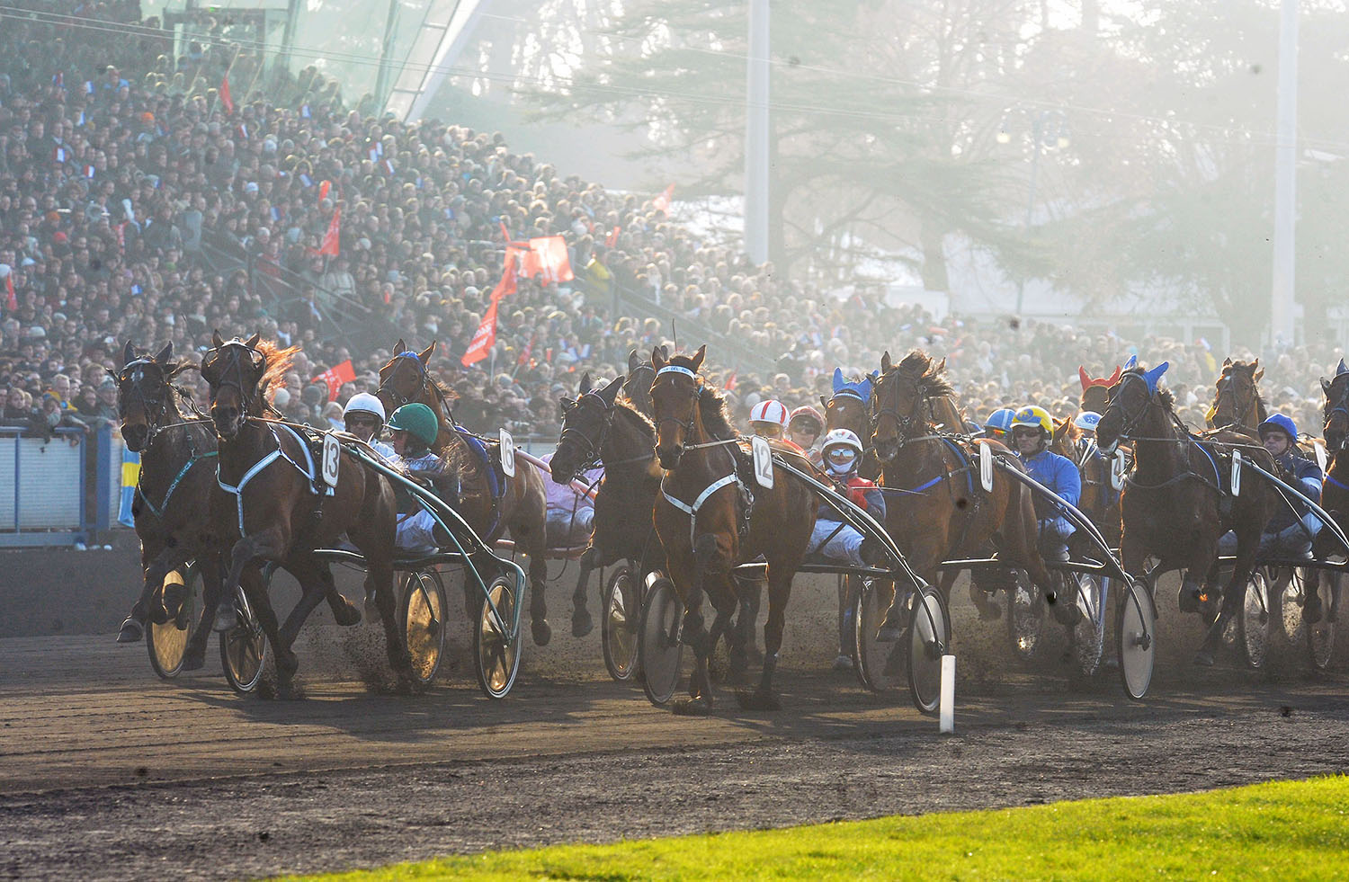 Årets storloppssäsong startade på mäktiga Vincennes. Foto; C.Kärrstrand